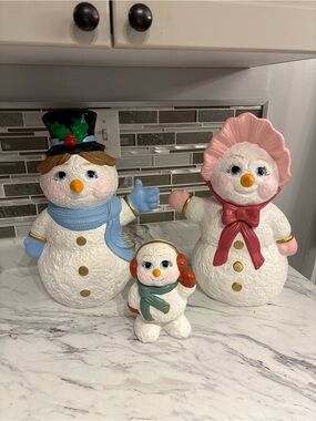 Vintage Holland Mold Snowman family textured ceramic Mr & Mrs and baby snowman